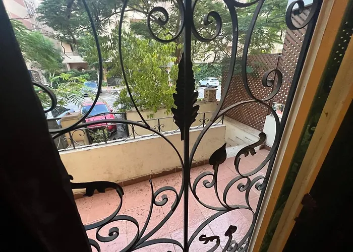 2 Bedroom Apartment With Private Entrance